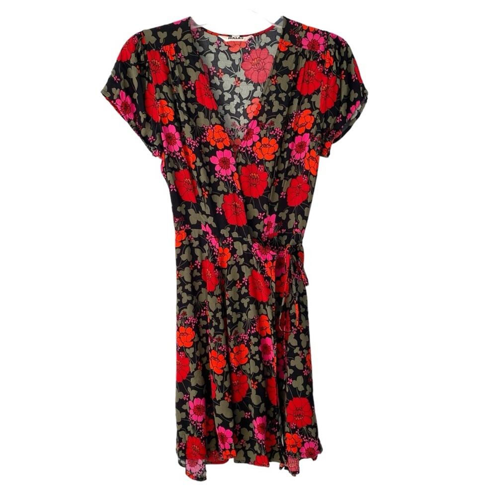 Rolla’s Cleo Rambling Floral Mini Wrap Dress size medium Black Red Pink Flowers - Picture 4 of 12
